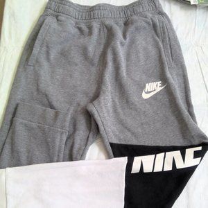 Nike Joggers